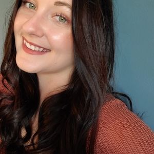 Meet your Posher, Whitney